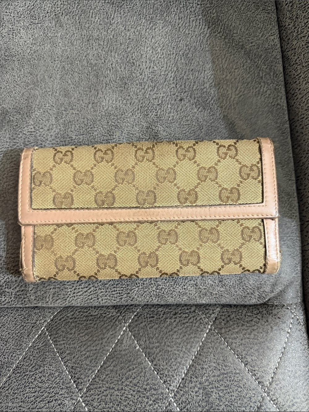 Gucci Beige Monogram Continental Wallet with Light Pink Trim - Picture 3 of 8